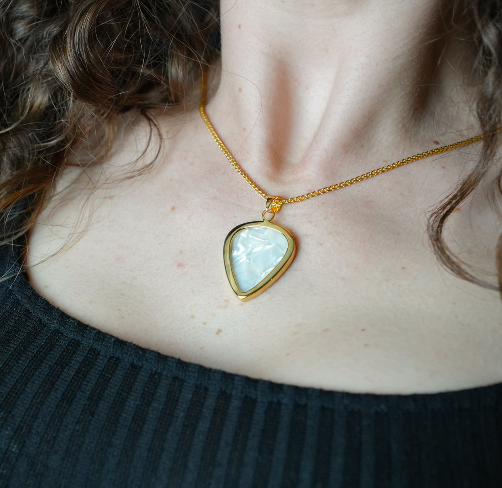Original Guitar Pick Holder Pendant – Gold