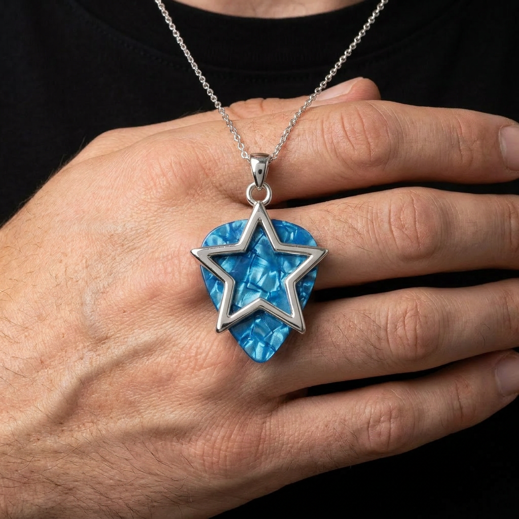 Star Guitar Pick Holder Pendant – Silver
